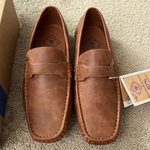 Men’s Moccasin Loafer. Size 10.5. NEW!